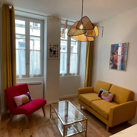 Un Air De Seventies Avec Grande Terrasse Apartment La Rochelle  Exterior photo