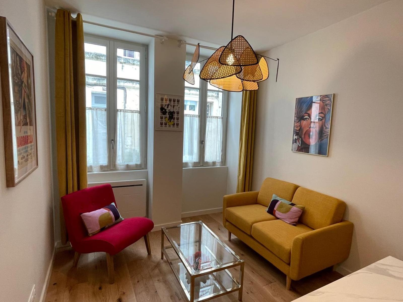 Apartment Un Air De Seventies Avec Grande Terrasse La Rochelle (Charente-Maritime)